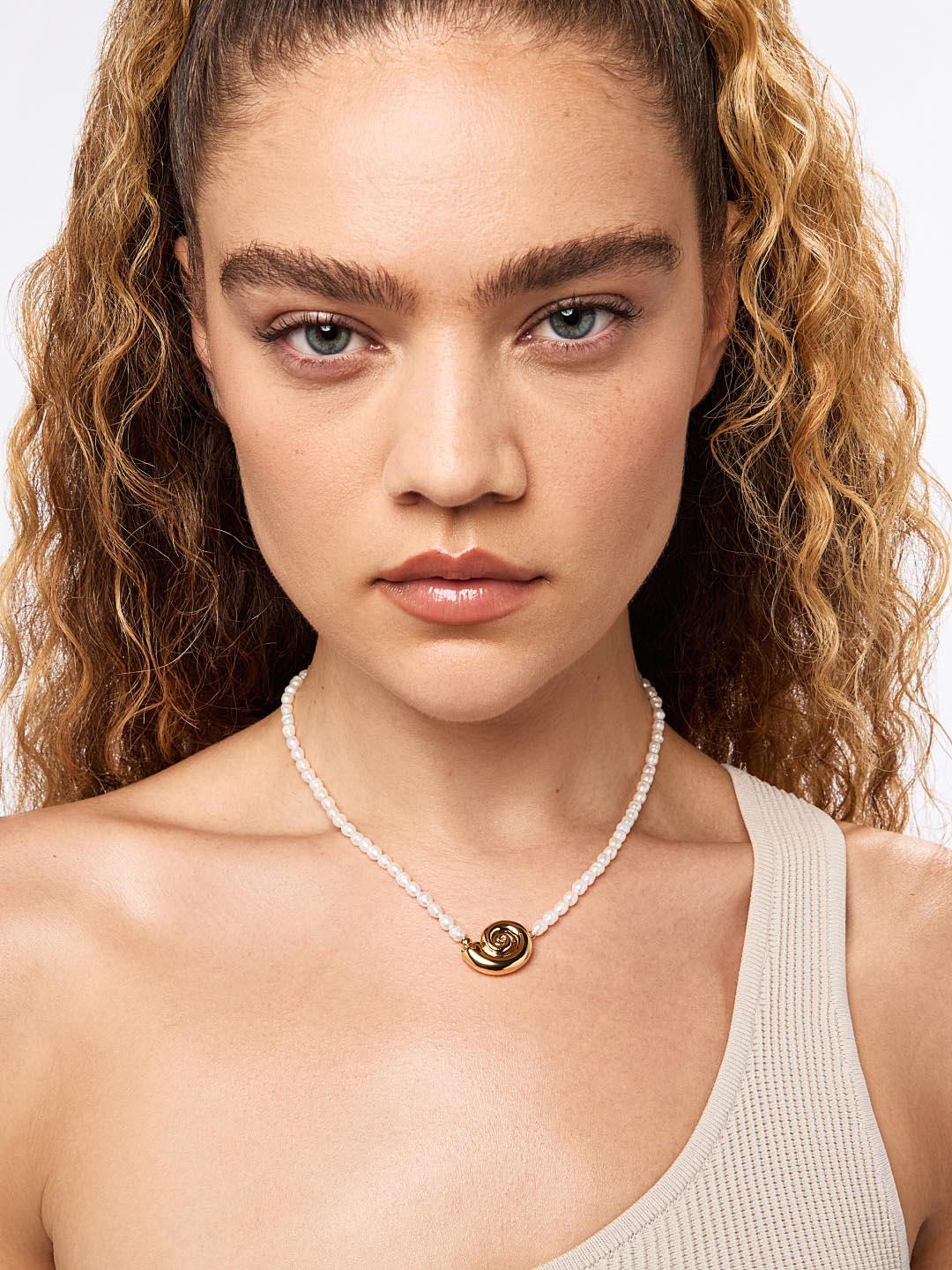 Shell Necklace - Adora