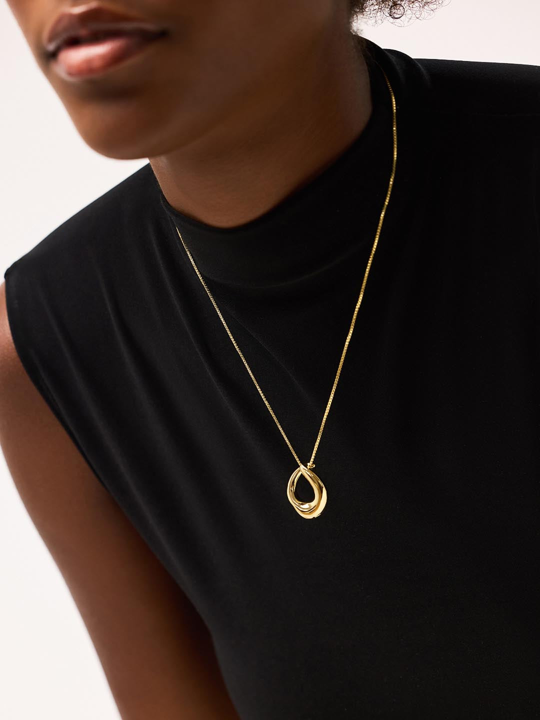 Gold Pendant Necklace - Collins