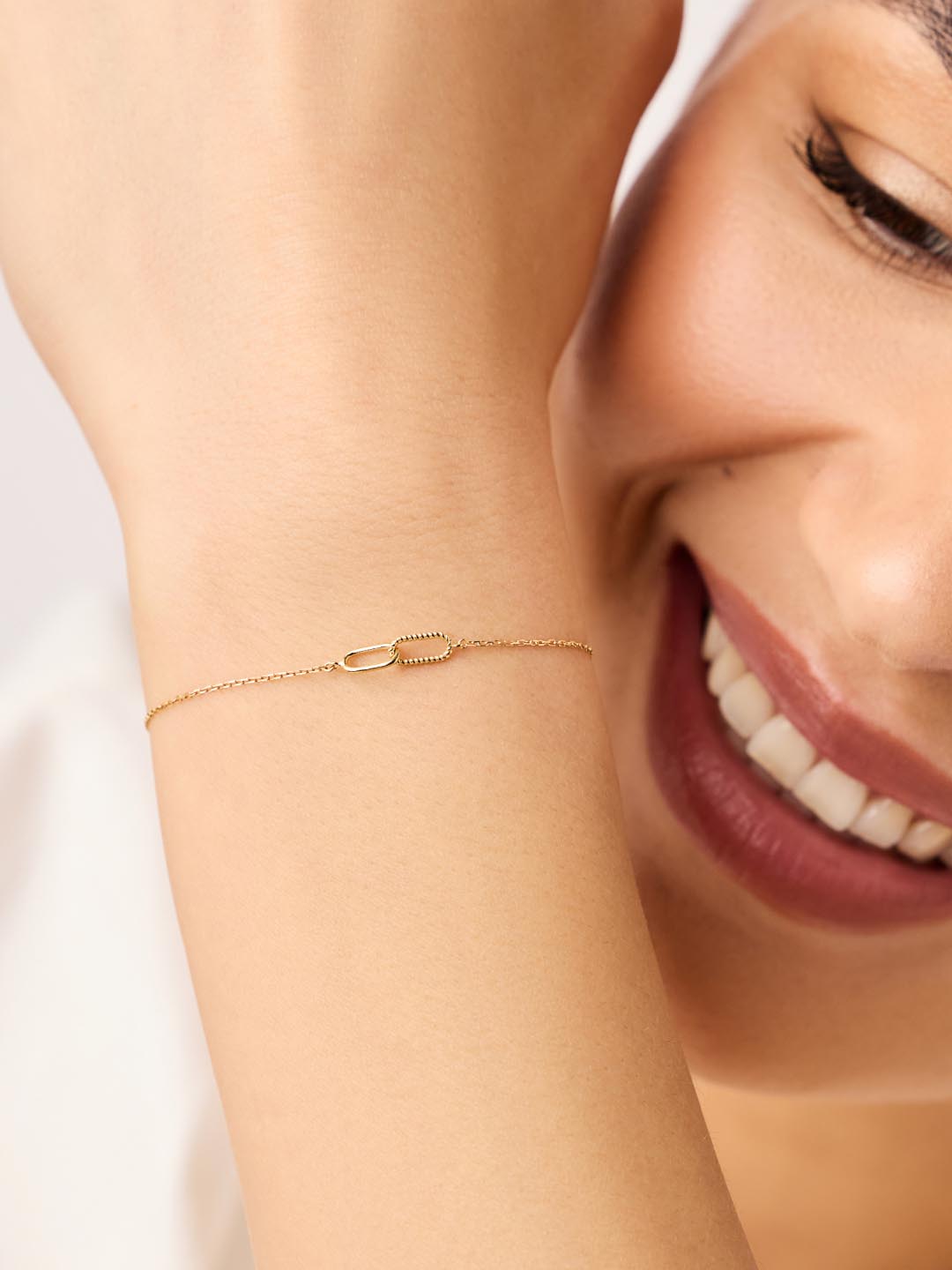 Gold Bracelet - Gold Twisted Link Bracelet