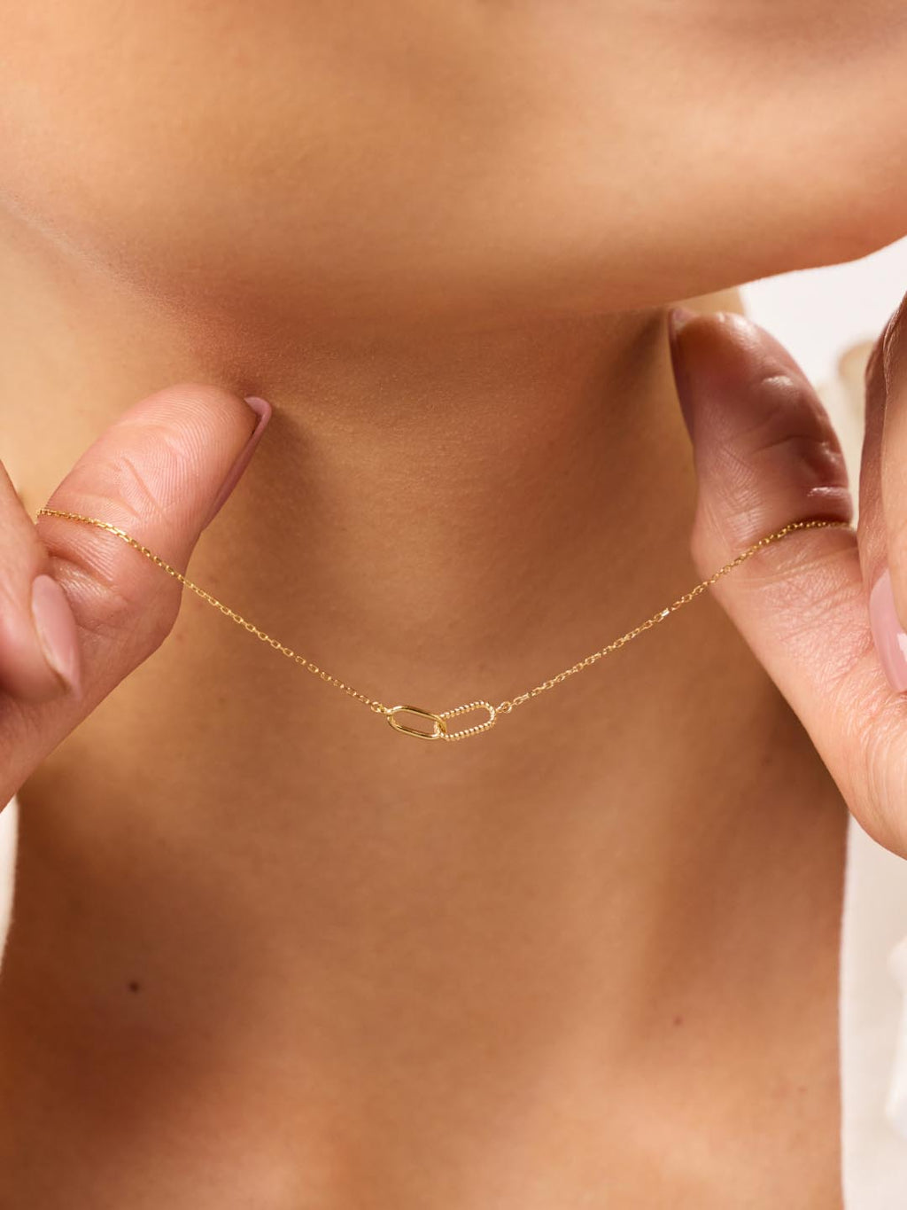 Gold Pendant - Gold Twisted Link Necklace