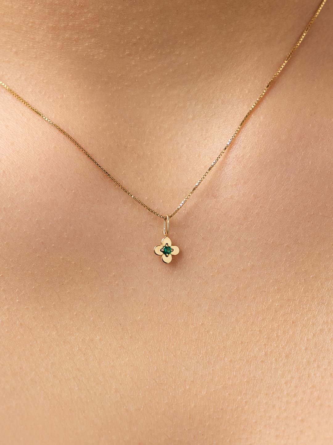 Gold Pendant - Gold Mini Flower Charm