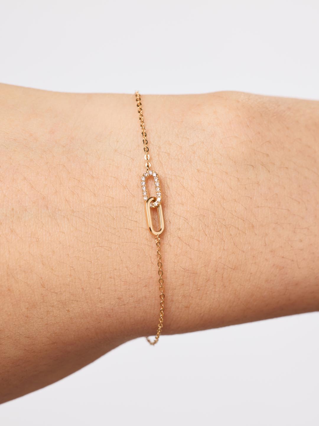 Solid Yellow Gold - Diamond Link Bracelet