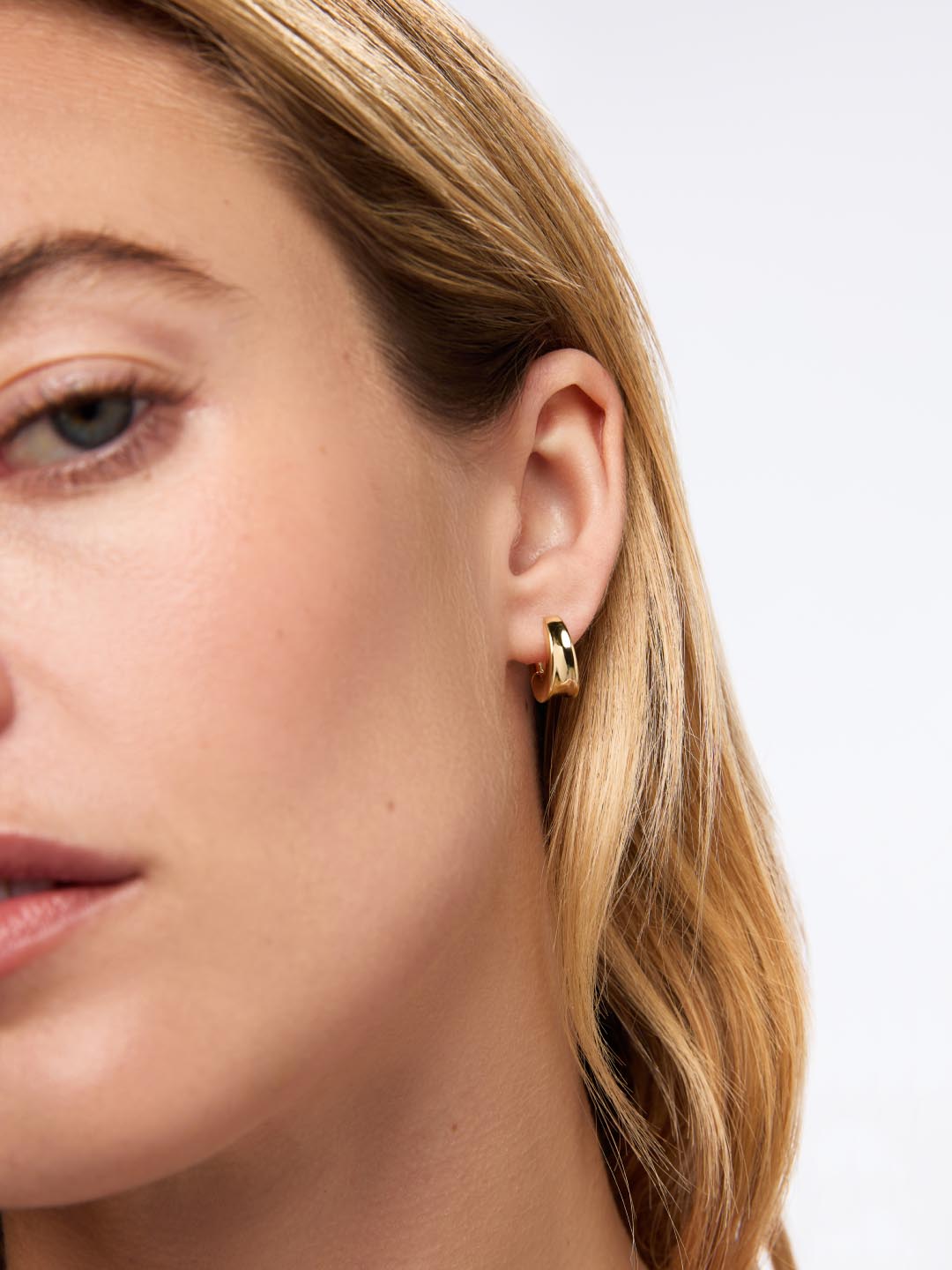Huggie Hoop Earrings - Wade Mini