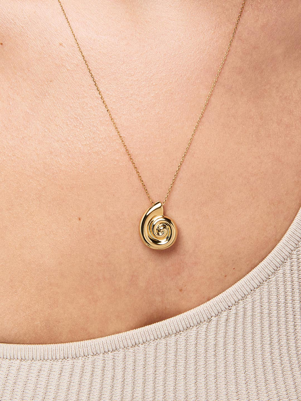 Shell Necklace - Ariel Pendant