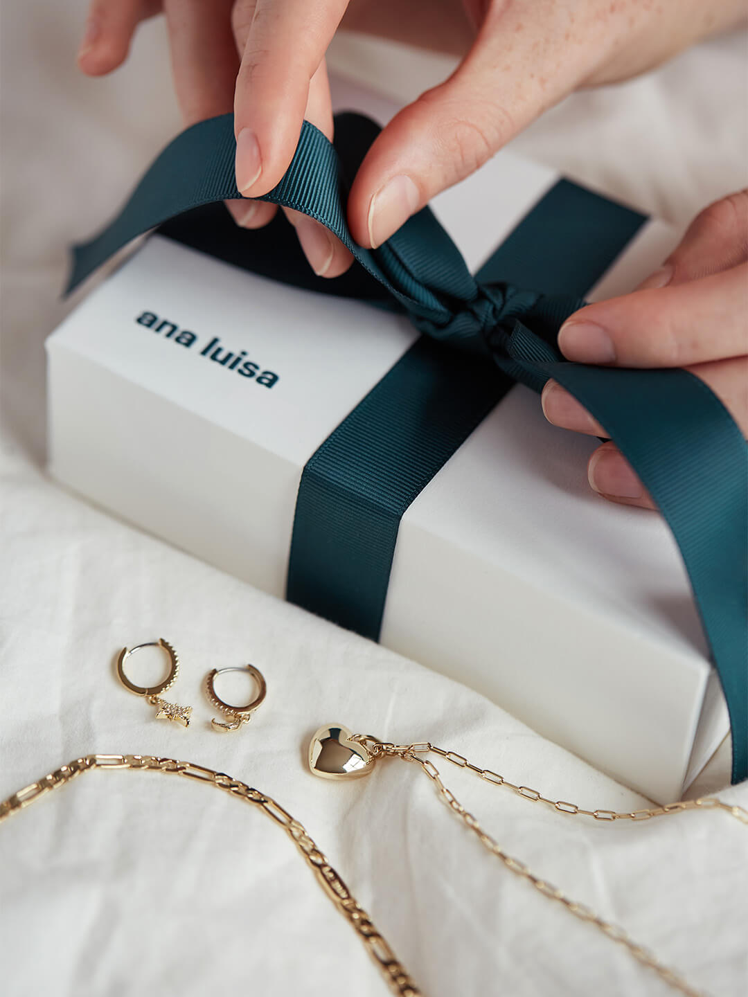 Jewelry Gift Box - Gift Box with Ribbon