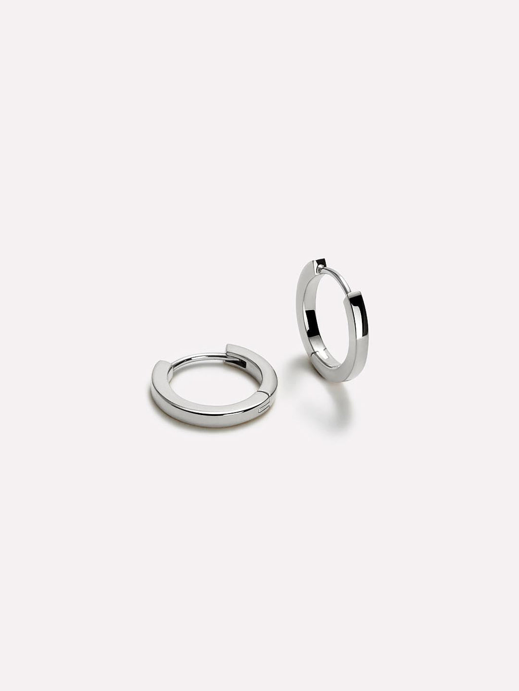 Huggie Hoops - Huggie Hoops Silver